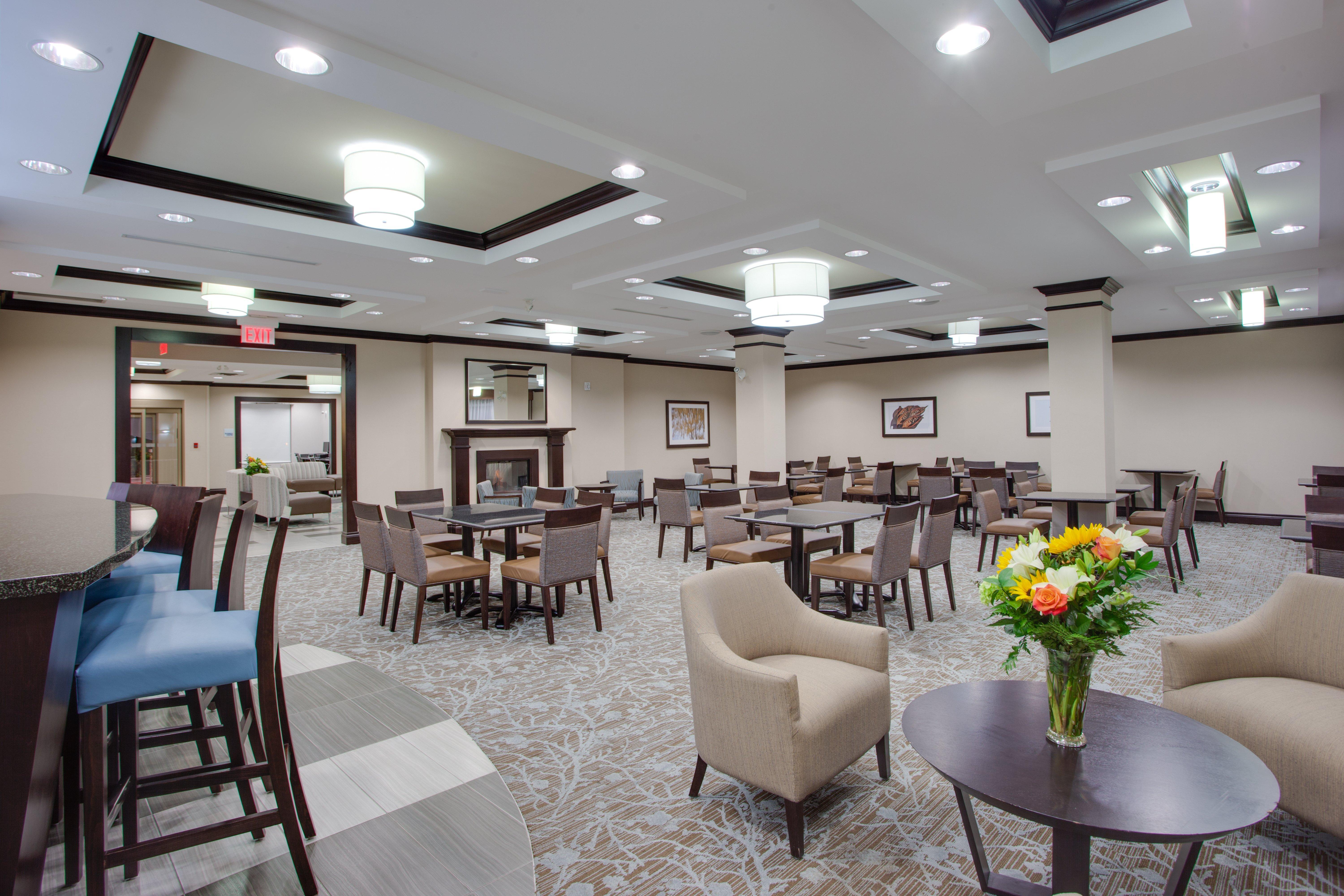 Holiday Inn Express & Suites Ottawa East-Orleans By Ihg Dış mekan fotoğraf