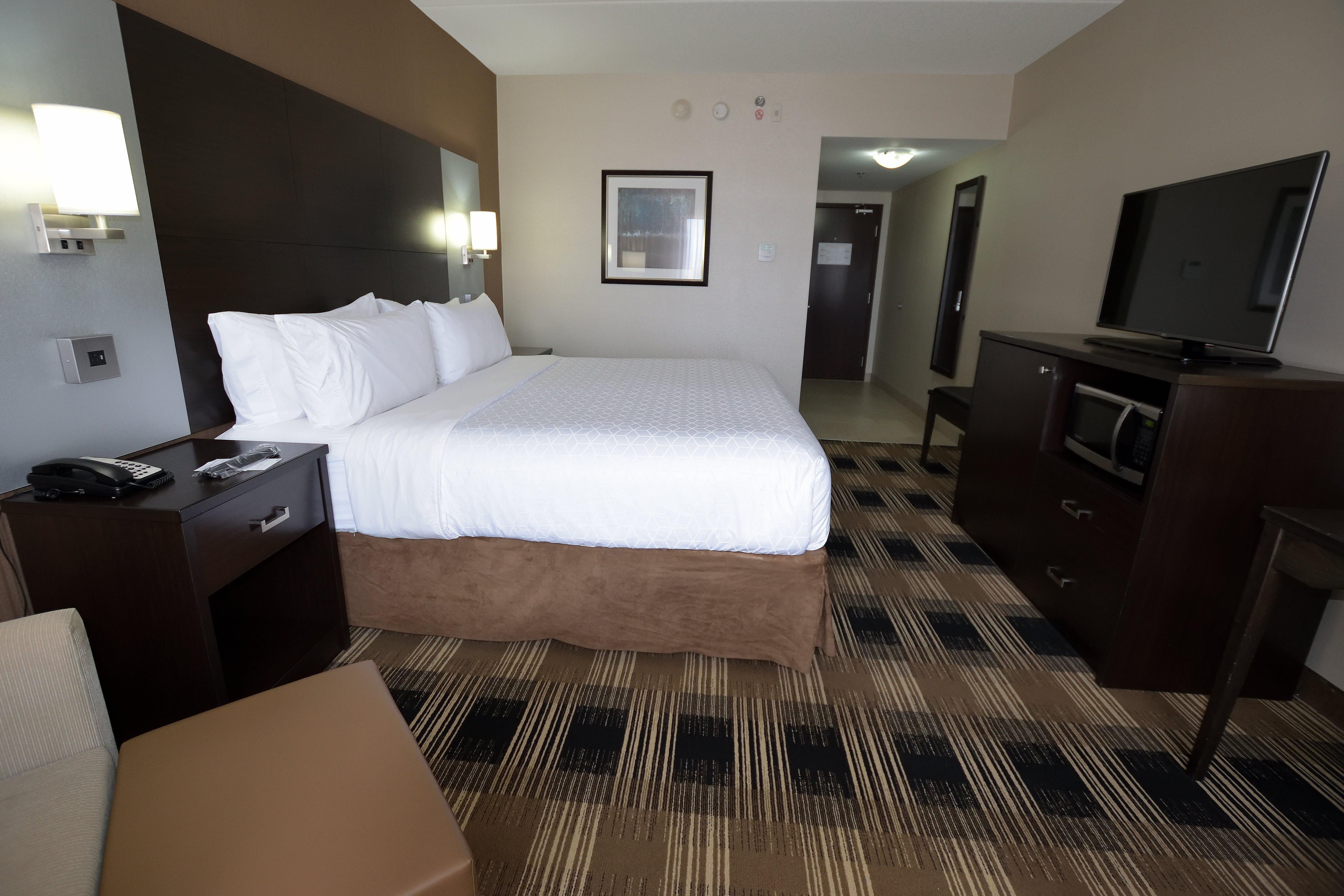 Holiday Inn Express & Suites Ottawa East-Orleans By Ihg Dış mekan fotoğraf