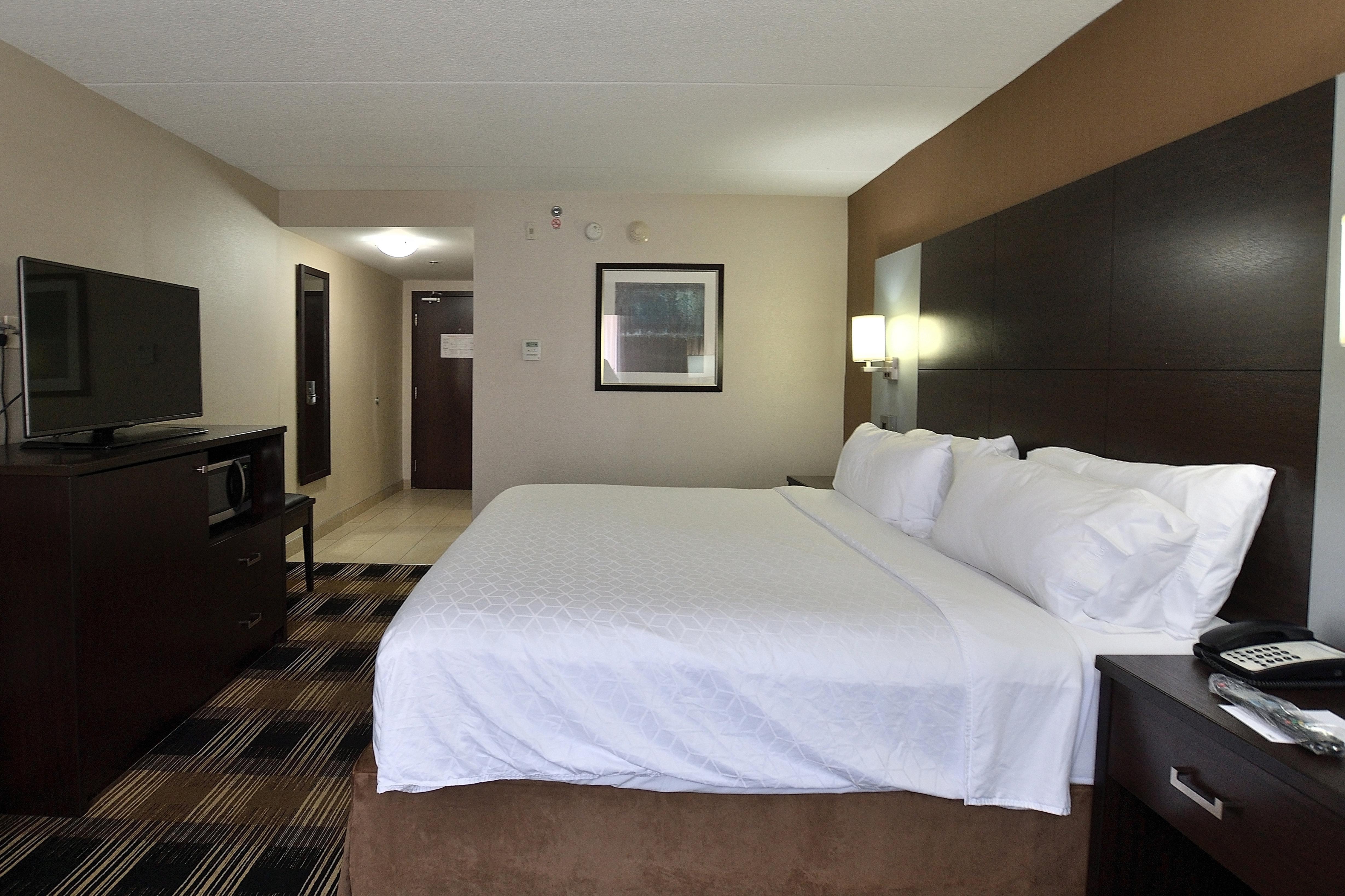 Holiday Inn Express & Suites Ottawa East-Orleans By Ihg Dış mekan fotoğraf