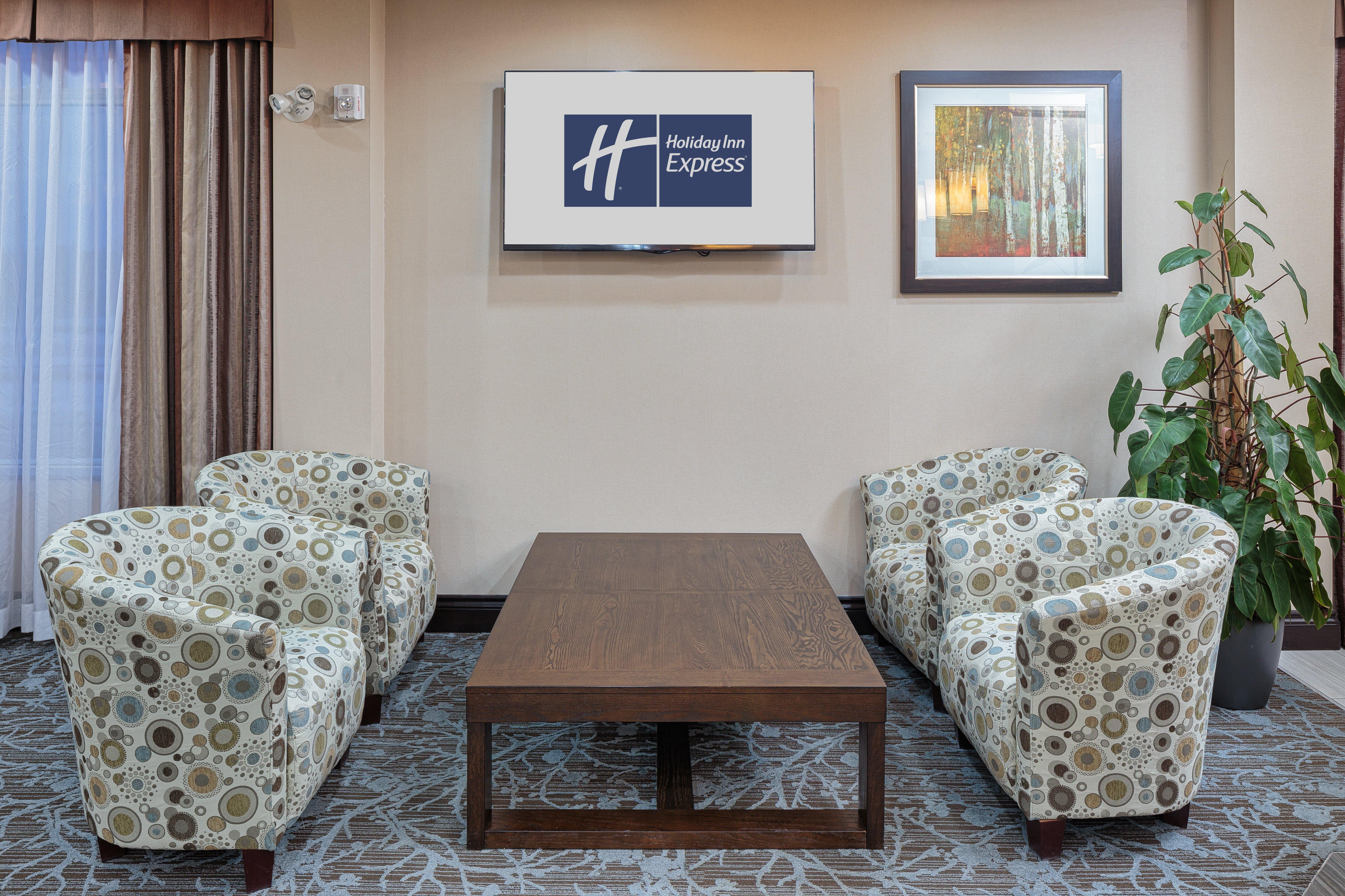 Holiday Inn Express & Suites Ottawa East-Orleans By Ihg Dış mekan fotoğraf
